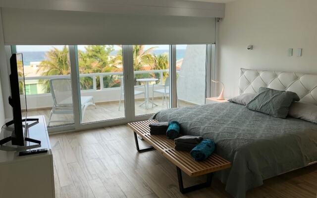Brisas Apartments