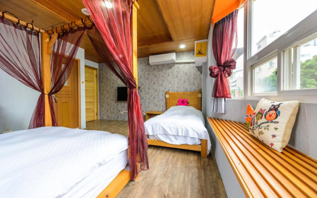 Owl Castle Bed and Breakfast
