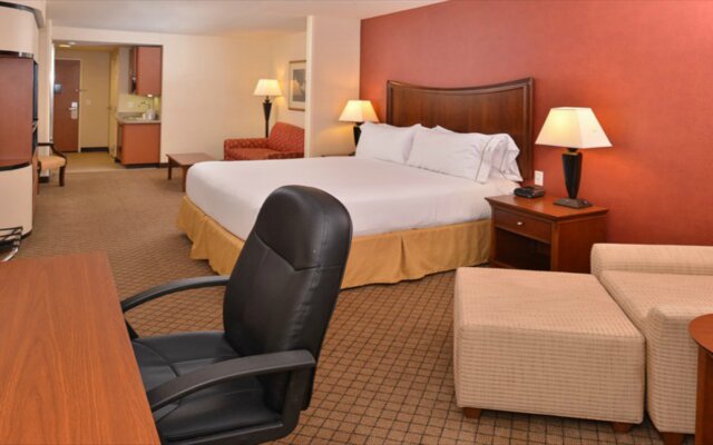 Holiday Inn Express Hotel & Suites Lincoln, an IHG Hotel