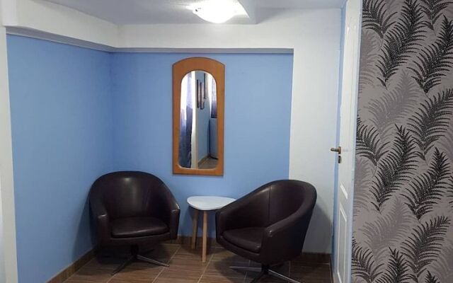 Airport16 B&B