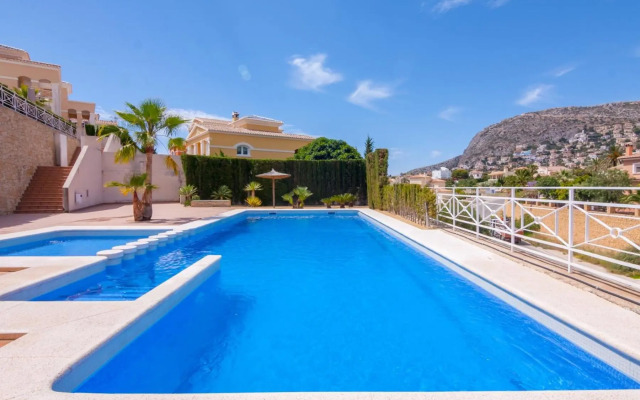 Villas Guzman-Grinev