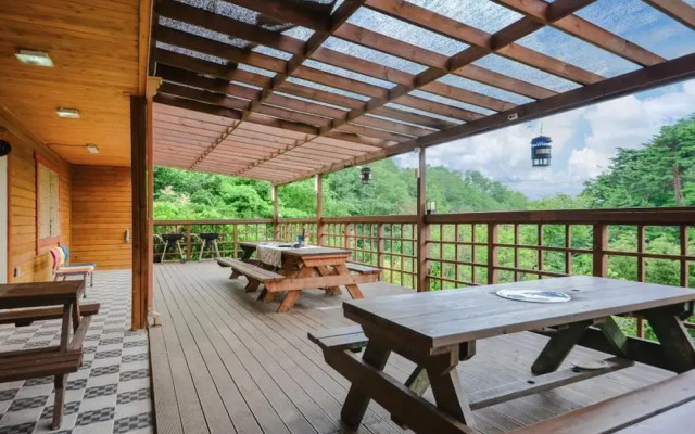 Yangyang Water Sol Valley Pension