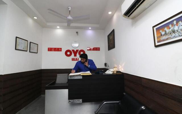 Oyo 18753 Hotel Glance Inn