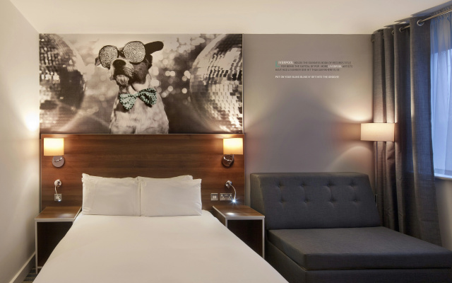 Heeton Concept Hotel City Centre Liverpool - Image 4