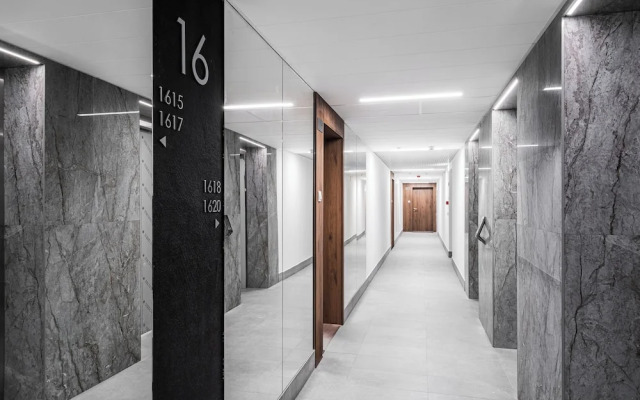 Bliska Wola Tower Sun & Snow