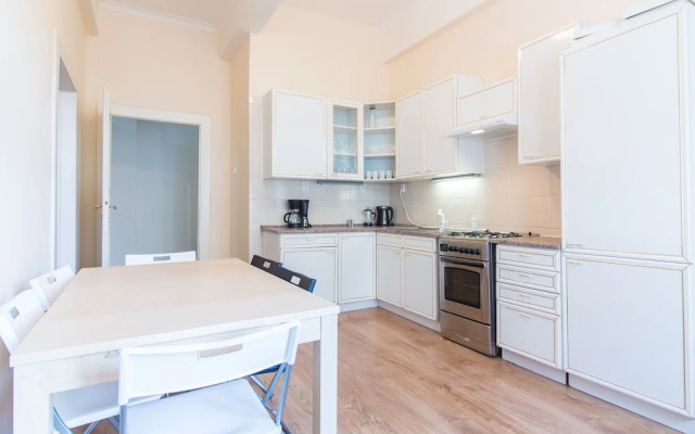 Ruterra Opletalova Apartment