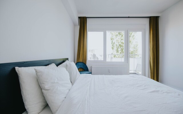 Museum View - Bright and Spacious Apartment