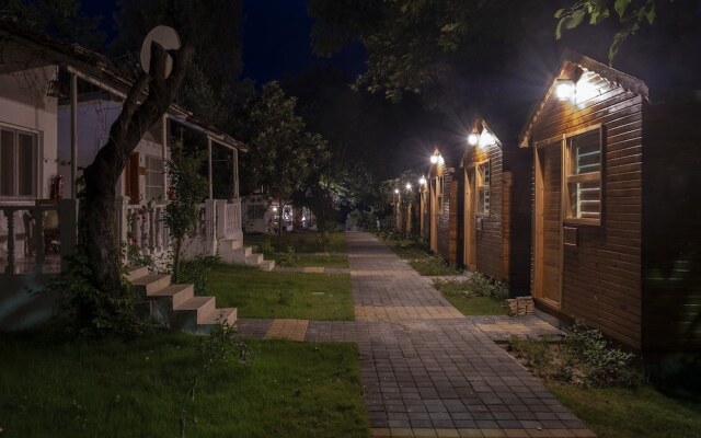 Naz Beach Bungalow