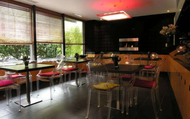 Hôtel Nude Paris - Color Vision