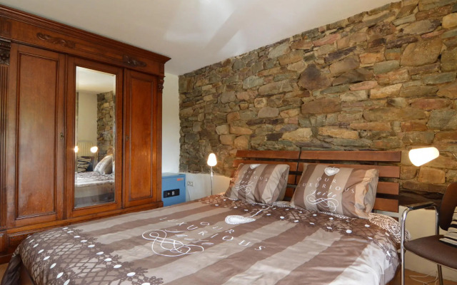 Cozy Holiday Home in Odeigne with Sauna