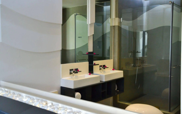 Baystone Boutique Hotel & Spa