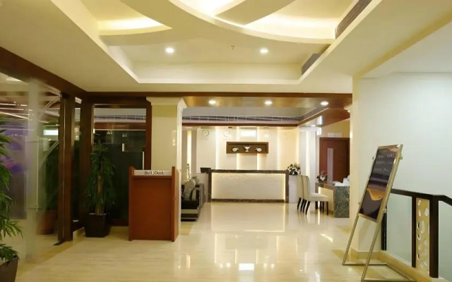 Hotel Moonlit Regency