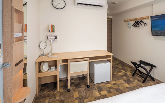 Toyoko Inn Kayabacho Eki