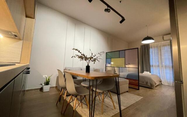 Square 21 Apartments