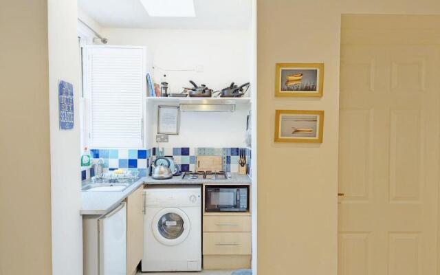 Dolphin House, Emsworth