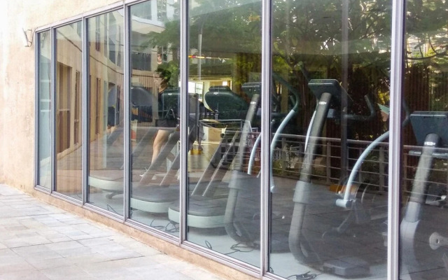 Spacious 1BR Unit The Mansion Kemayoran Apartment