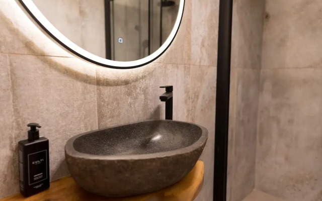 Evritos Villas & Suites with Pool