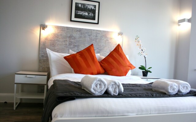 Westciti Caroco Aparthotel