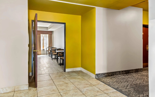 Quality Inn & Suites - Granbury