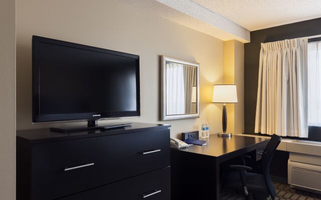 Delta Hotels by Marriott Fargo
