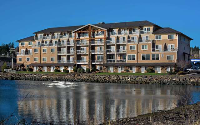 Oxford Suites Silverdale