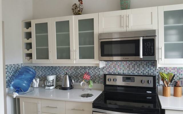 Fern Court Apartment With Oceanic View III
