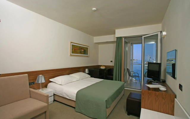Hotel Vrilo