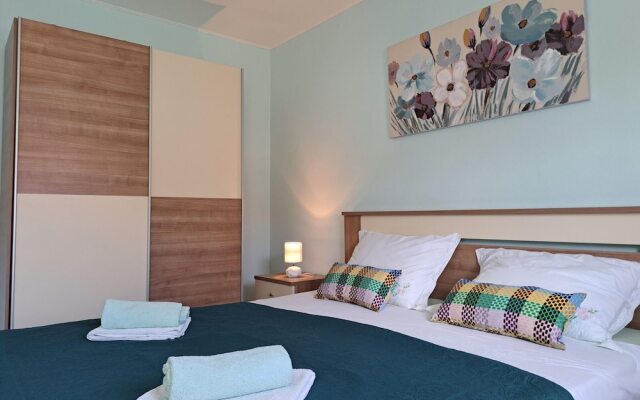 Apartment in Kastel Stafilic Near the sea
