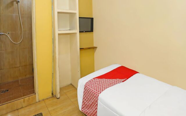 OYO 92262 Backpacker Homestay Cibubur