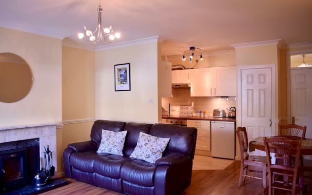 Cosy Dublin Apartment With Parking