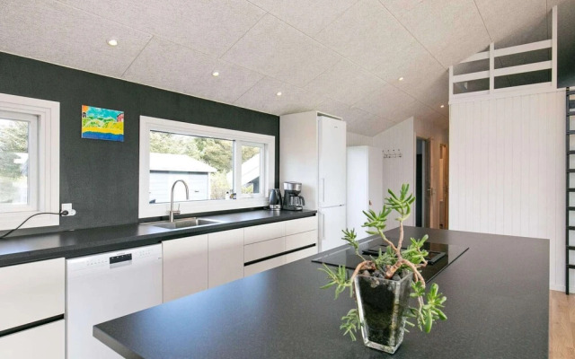 10 Person Holiday Home in Lokken-by Traum