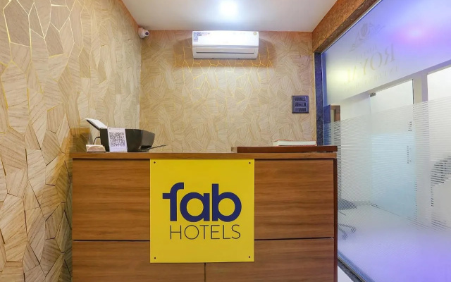 Fabhotel Royal International