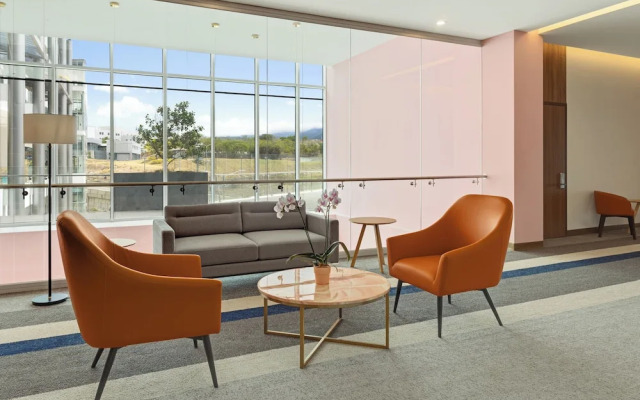 Hilton Garden Inn San Jose Airport City Mall