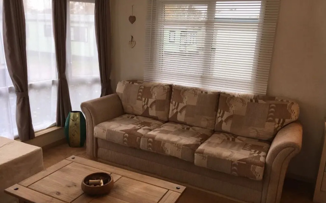 Homely 23 Bed Static Caravan, Quiet Peaceful Site