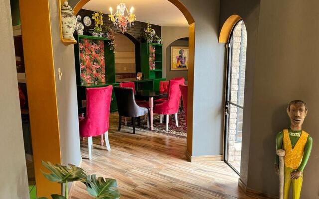 Grafiti Boutique Hotel