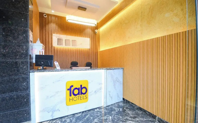 FabHotel Dev Palace I