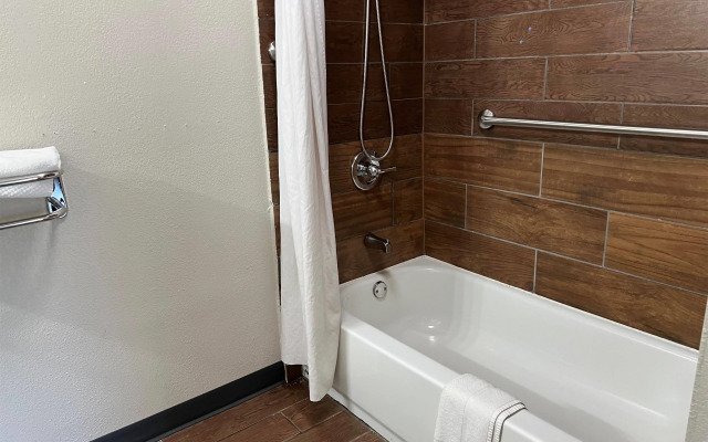 Days Inn by Wyndham West Des Moines / Clive