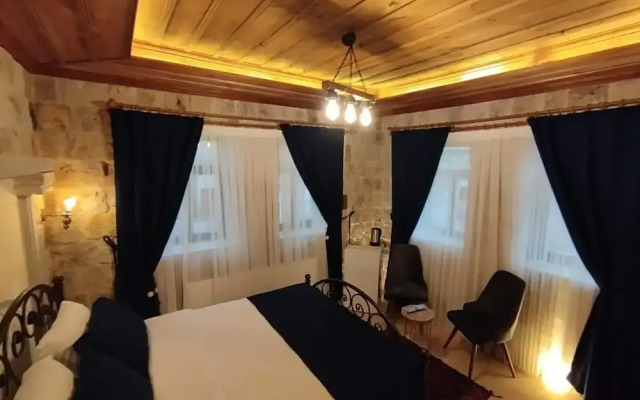 Yamak Stone House