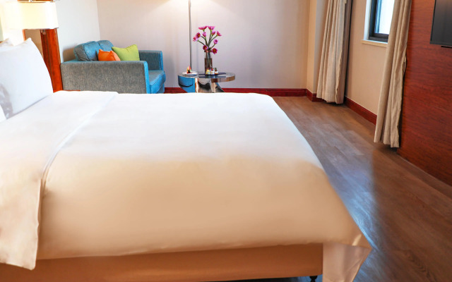 Holiday Inn Shenzhen Donghua by IHG