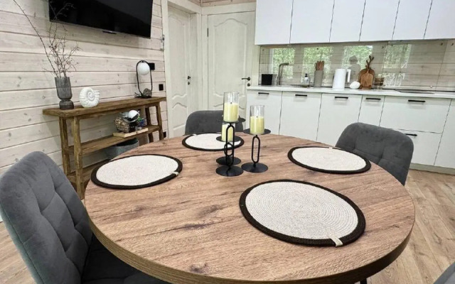 Sunny Home Дом на ул. Мира 32 (Санни Хоум)