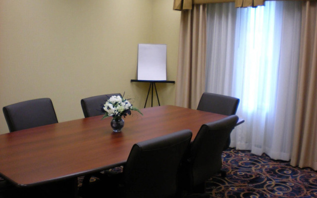 Holiday Inn Express Bentleyville