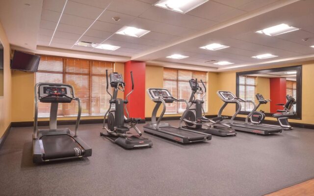 Hilton Garden Inn Fayettevile