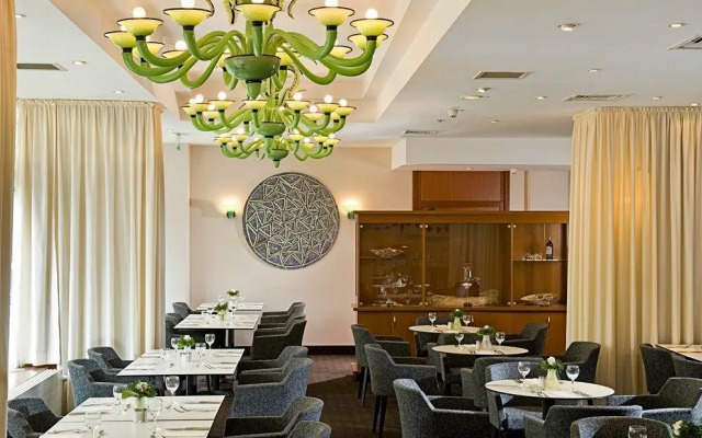TRYP by Wyndham Koeln City Centre Hotel