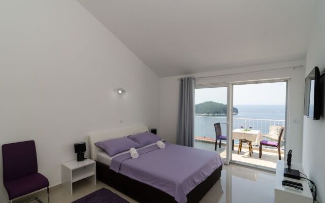 Ploce apartmani - LUV