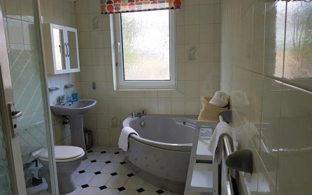 Garden City House- Huku Kwetu