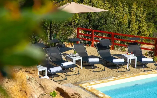 Villa Esmeralda - Free Wifi - With Swimming Pool