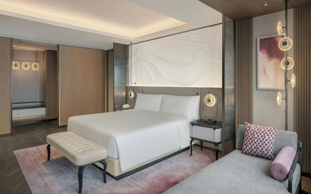 The Ritz-Carlton, Wuhan