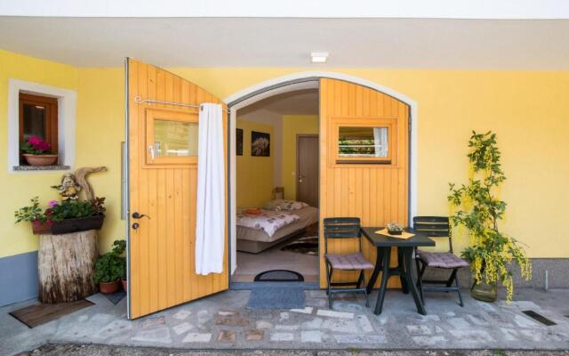 Farmhouse pri Miklavu