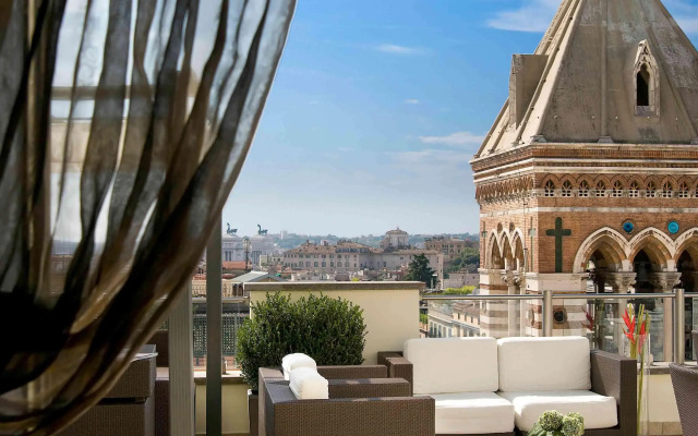 La Griffe Hotel
