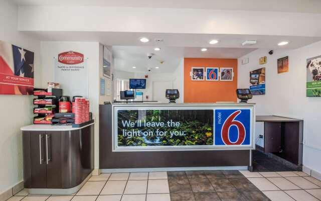 Motel 6 Rohnert Park, CA
